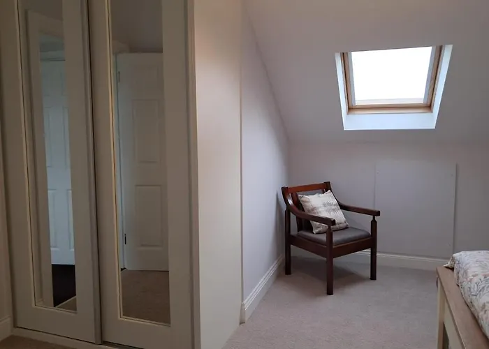 Warm Spacious Three Bed Apartmán *