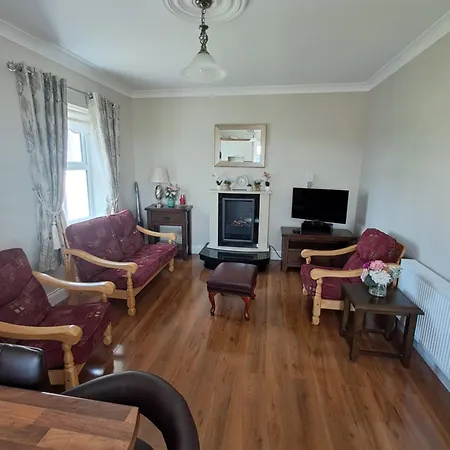 Warm Spacious Three Bed Apartamento Galway