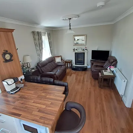 Warm Spacious Three Bed * Galway