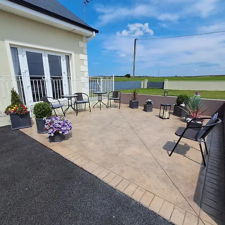 Warm Spacious Three Bed Apartamento Galway