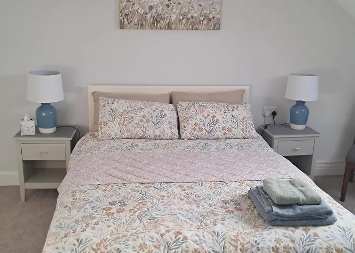 Warm Spacious Three Bed